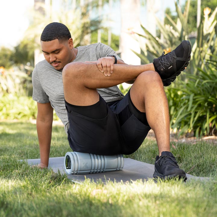 TriggerPoint Grid Foam Roller 1.0 - masážny valec